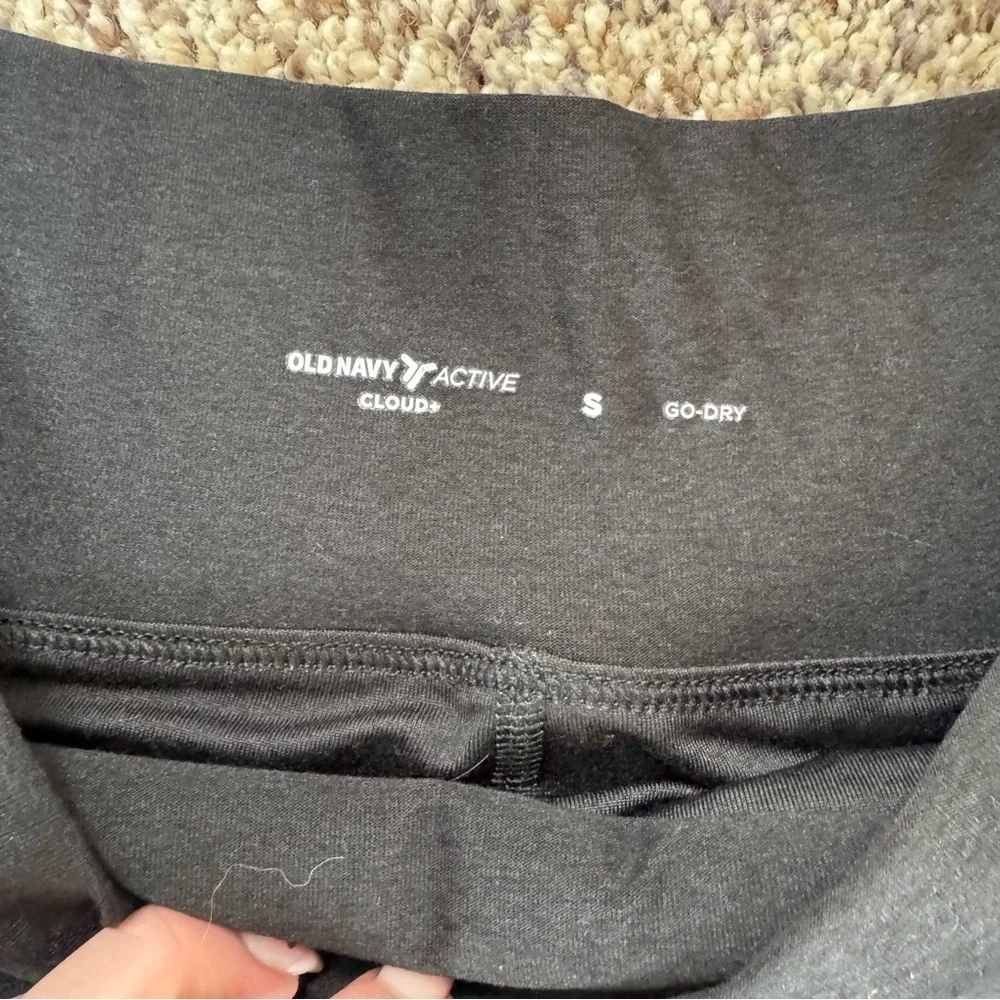 Old Navy Black Pleated Skater Mini Skirt